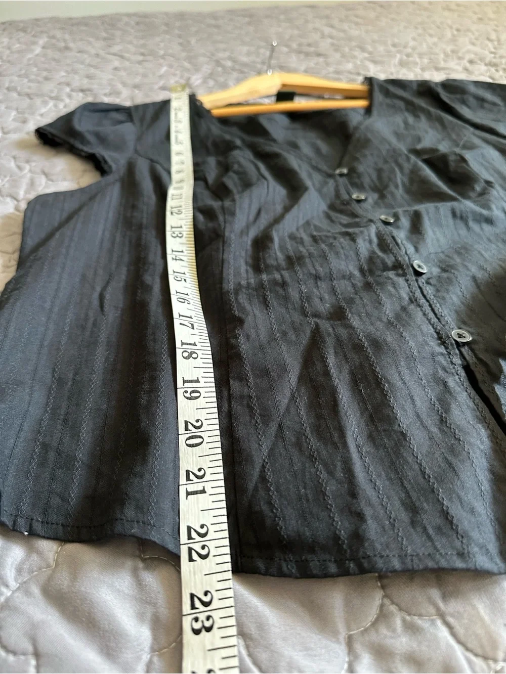 wild fable NWOT Black V-Neck Button Front Cap Sleeve Blouse
